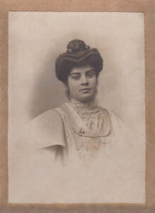 Lucera - Bisnonna di Forte Giuseppina (fine 800)