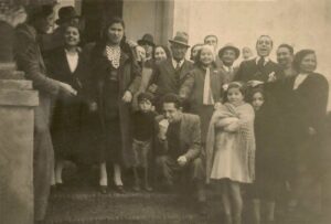 Lucera - Castellaneta Concetta, Giacomo Sica, Di Pierro Bianca, Vincenzo, Giuseppe, Cutrera, Di Pierro Adina, Achille, Bruno, Costanza Sica, Silvino Falcione nel 1936