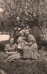 Lucera - Falcione Lucia e Di Pierro Annita (anni 30)