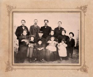 Lucera - Gruppo di persone nel 1897