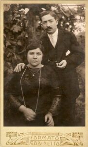 Lucera - Iannantuoni Nicola e Ambrosini Maria Luigia, genitori di Antonietta moglie di Rocco Lamorgese nel 1915