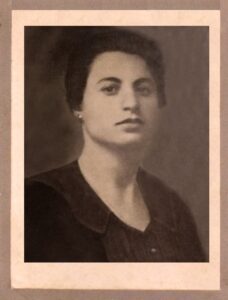 Lucera - La Rotonda Raffaella moglie di Sciarrillo Matteo (anni 30)
