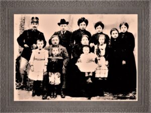 Lucera - Pedicino P. Vincenzo e Marianna Cinquia e i loro 10 figli (primi 900)