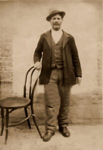 Lucera - Selvaggio Raffaele nato il 17 luglio 1868 fratello di mia nonna materna Consiglia Selvaggio - Foto di Adele Catenazzo