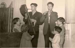 Lucera - Visciani Alfredo e Franco con gli zampognari - Foto di Walter di Pierro