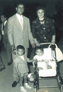 Lucera - Palazzo Saverio con mio padre, mia madre ed Enzo nel 1962 - Foto di Palazzo Saverio