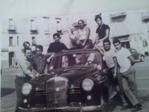 Lucera - Matera Antonio (il 1° da dx), Silvestri Salvatore, Cifaldi Alfredo, Difonte Alfredo, Zoila Enzo, Trivisonne, l'ultimo a sx Antonio Pellegrino - Porta Troia 1966