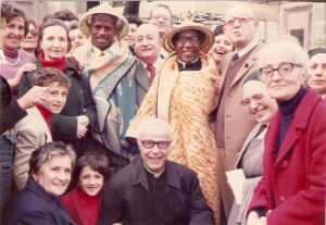 Lucera - Visita gruppo di cattolici da padre Angelo anni 70