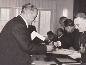 Lucera - Bucci Vincenzo, nominato Cavaliere del Lavoro con medaglia d'oro l'1-5-1964