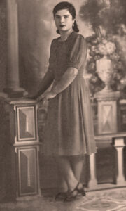 Lucera - Altilia Brigida, nata il 1926 (mamma di Pina Petrilli) (anni 40)