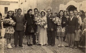 Lucera - Bottone Nicola e Sassi Enrica testimoni di nozze nel 1945 in Via Prignano