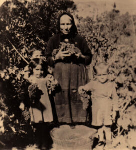 Lucera - Credica Maria Pasquala (nonna materna di Lilina Lombardi) nel 1940