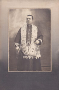 Lucera - De Angelis, Canonico nel 1941, parente della famiglia Casilli - Foto fornita da Gianfranco Casilli