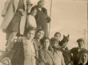 Lucera - Di Pierro Annita , Italo, Adina, Castellaneta Concetta e Di Pierro Vittorio (anni 20) - Foto di Walter Di Pierro