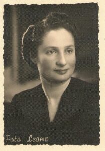 Lucera - Di Pierro Bianca in Sica (1909-2004) nel 1947 - Foto di Walter di Pierro