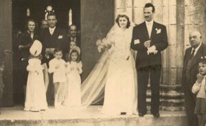 Lucera - Nassisi Vincenzo e Nisco Antonietta 10-05-47 con Ambrosini Maria, Nisco , Giovanna, Carlo, Annamaria, Nassisi Marianna
