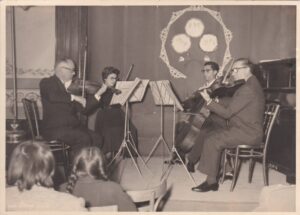 Lucera - Circolo Unione 1956 - Concerto musica classica - Liliana Rossi violino, Mario Pirani violoncello, Giuseppe Bizzarri viola