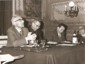Lucera - Circolo Unione 1968 - Conferenza sulla Chirurgia dei Trapianti del Prof. Luigi Imperati primario Ospedale di Lucera -Mons. Antonio Cunial, Giudice Magrone, Enrico Venditti