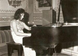 Lucera - Circolo Unione 1969 - Concerto di musica classica della pianista Marcella Pasquali