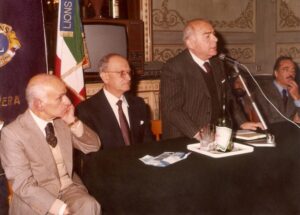Lucera - Circolo Unione 1980 - Presentazione del volume 'Lucera minore' del Preside Pasquale Soccio - Relatore Prof. Riccardo Del Giudice
