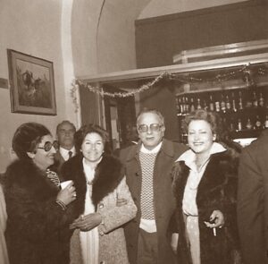 Lucera - Circolo Unione 1980 - Festa degli auguri - Da sinistra: Amalia Olivieri in Querques, Nicola Pupillo, Luigi De Troia