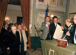 Lucera - Circolo Unione 1987 - Targhe ricordo - Avv. Visciani, avv. Mario Follieri, giudice Mastrolilli, Aldo Volpe, Cesare Stampanone