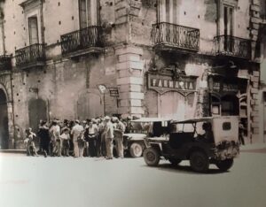 Lucera - Americani e lucerini in piazza Duomo