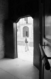 Lucera - Basilica Cattedrale - Ingresso laterale - Foto di Aurelio Fontanella
