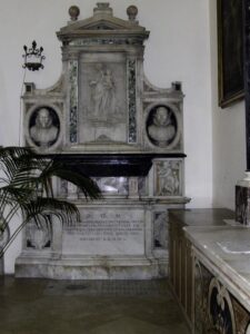 Lucera - Basilica Cattedrale anni 60 - Sepolcro dei Mozzagrugno