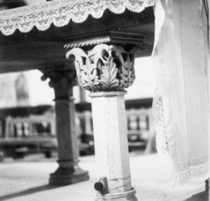 Lucera - Basilica Cattedrale anni 70 - Altare Maggiore - Mensa federiciana