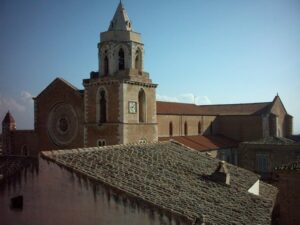 Lucera - Basilica Cattedrale anni 80 - Vista dal Palazzo Vescovile