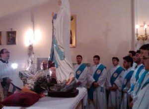 Lucera - Chiesa del SS Sacramento (dei Sacramentini) 1995 - Don Gaetano Schiraldi - Foto fornita da Antonio Iliceto