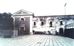 Lucera - Chiesa del SS Salvatore e Convento di San Pasquale anni 70 - Foto di Peppino Tedeschi