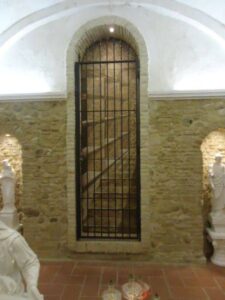 Lucera - Chiesa di Santa Maria del Carmine 2000- Cripta