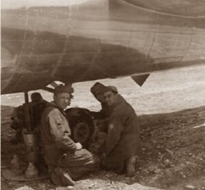 Lucera - Frank-Loomis, Tommy Blanchard, Bob Barlow checking brakes