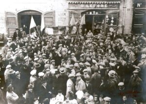 Lucera - Piazza Umberto I - Giornata di donazione 'Oro alla Patria' 1936,