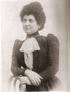 Lucera - Maria de Peppo Serena 1900 - Fondatrice della Casa di riposo per anziani (Cappuccini)