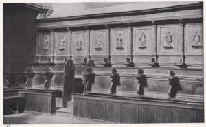 Lucera - Chiesa S. Domenico - Coro ligneo (Fonte guida TCI del 1937) - Foto di Tom Palermo