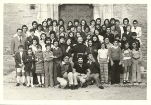 Lucera - Chiesa di San Francesco 1973 - Sul sagrato della chiesa di San Francesco - Foto di Francesco Schiavone