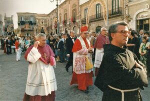 Lucera - Chiesa di San Francesco - Canonizzazione di S. Francesco Antonio Fasani a Roma 13 Aprile 1986 - Foto postata da Vincenzo Di Siena