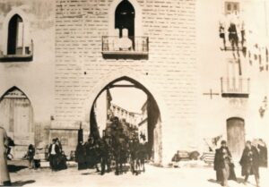 Lucera - Piazza del Popolo - Porta Troia anni 20