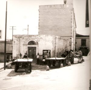 Lucera - Piazza del Popolo (angolo tra via Appulo Sannitica e via A porta Croce) anni 60