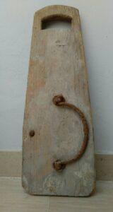 Lucera - "'A trozzele" - Sostituiva il suono delle campane durante la settimana santa