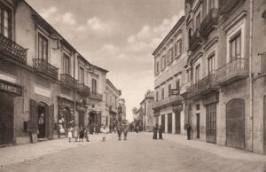 Lucera - Piazza Gramsci (Corso Umberto l) anni 40