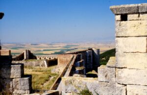 Lucera - Fortezza svevo-angioina 1977 - Foto eseguita da Robero Toriello