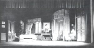 Lucera - Gruppo Teatrale Amici dell'Arte 1985 - 'U litt a tre piazz' - Scena realizzata da Giuseppe Grasso