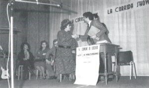 Lucera - Gruppo Teatrale Amici dell'Arte 1986 - Varietà - 'Concorso a vigile urbano' - Una scena