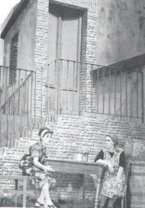 Lucera - Gruppo Teatrale Amici dell'Arte 1989 - 'A mort de subbet' al teatro San Michele di Manfredonia - Angela Polito è 'Cuma Marije' e Lina Carratù è 'Ginèlle'