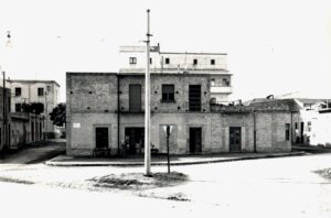 Lucera - Incrocio a Porta San Severo di fronte alla chiesa di San Ciro Foto di Lino Montanaro