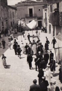 Lucera - Piazza Bruno - Processione Corpus Domini 1934